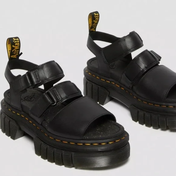 Dr Martens Ricki-3 Strap Sandal Size 6 New - Picture 2 of 12